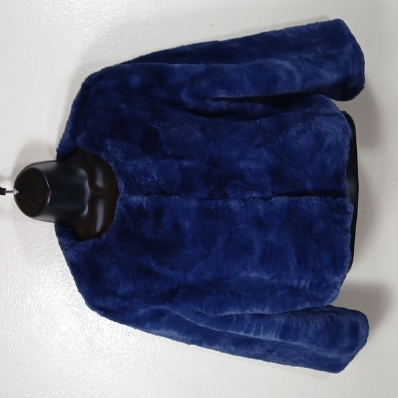 Heurueh Women's Blue Faux Fur Cropped Jacket size XS - Picture 2 of 12